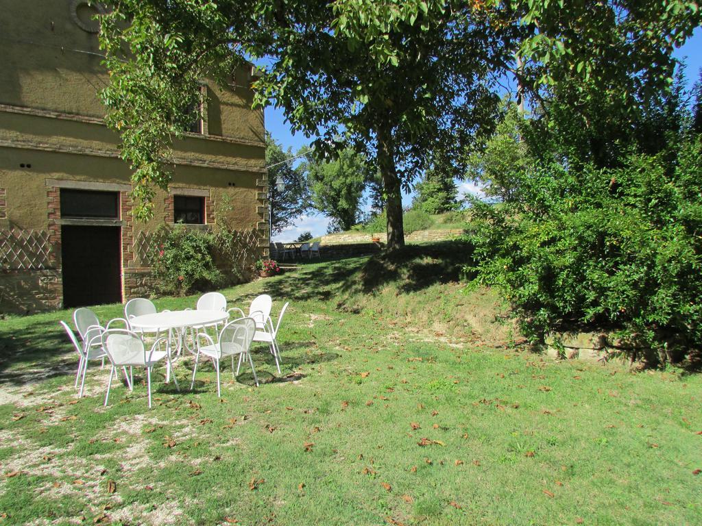 Agriturismo Dea Valfabbrica Eksteriør billede