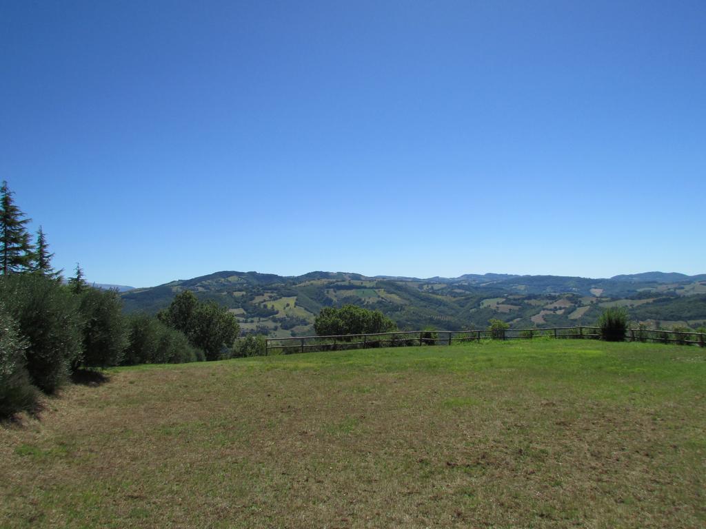 Agriturismo Dea Valfabbrica Eksteriør billede